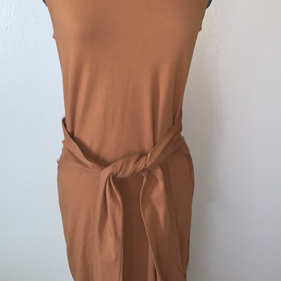 Women’s Fashion on Earth rust colored sheath  dress - Picture 3 of 5